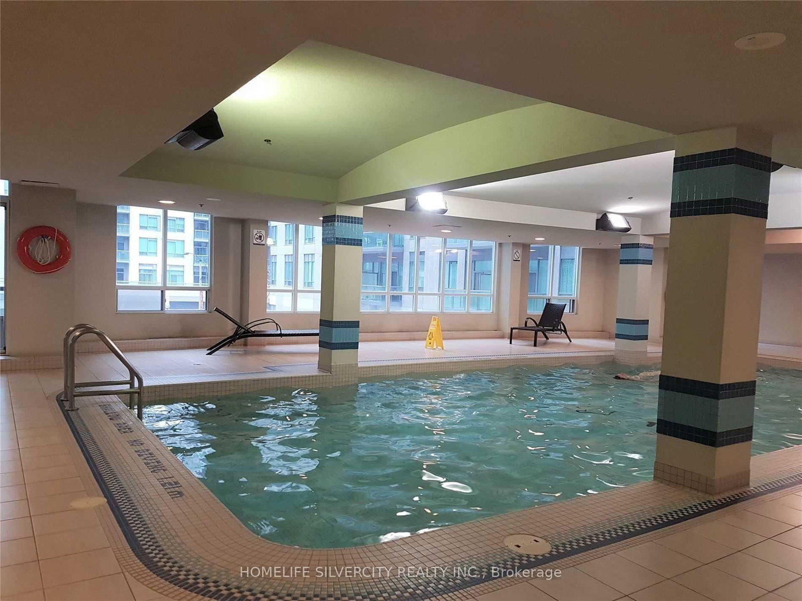 30 Grand Trunk Crescent, Unit 607 - Photo 12