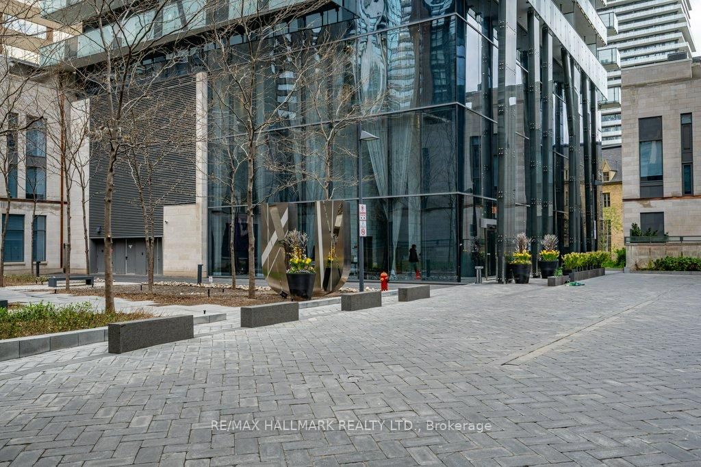 1080 Bay Street, Unit 1507 - Photo 2