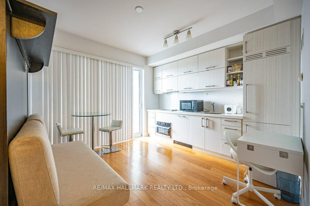 1080 Bay Street, Unit 1507 - Photo 6