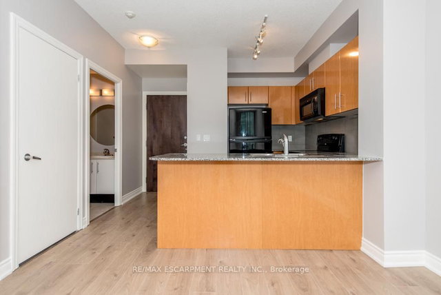 2903 - 16 Yonge Street