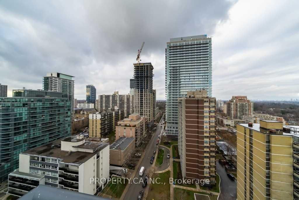 185 Roehampton Avenue, Unit 1303 - Photo 17