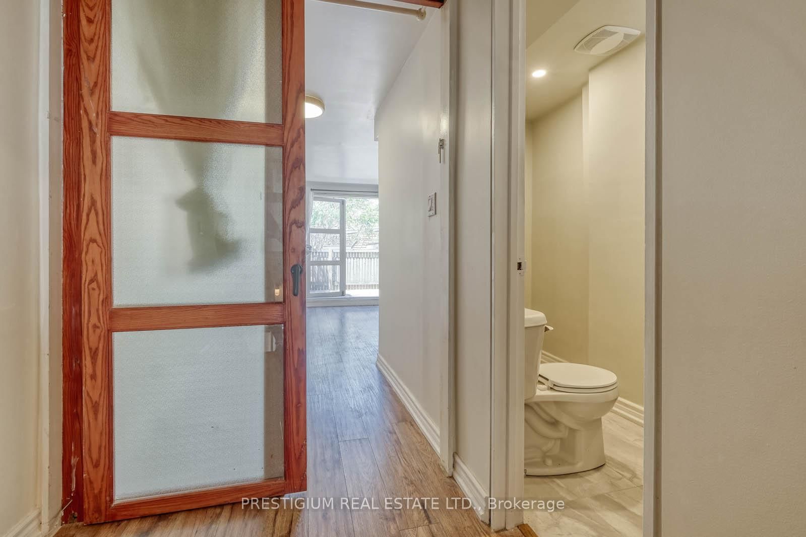 940A Queen Street W - Photo 14