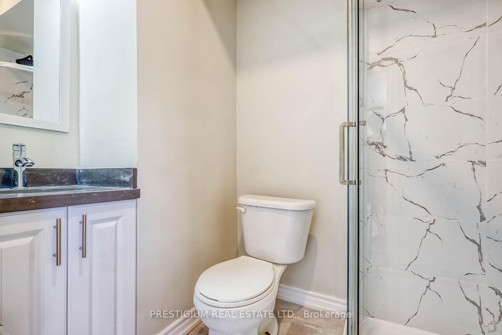 940A Queen Street W - Photo 23