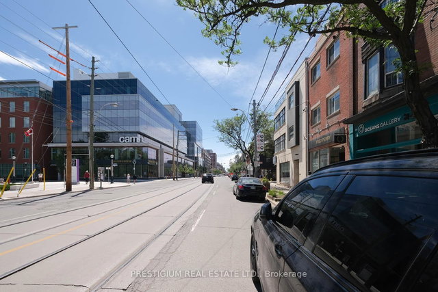 940A Queen Street W