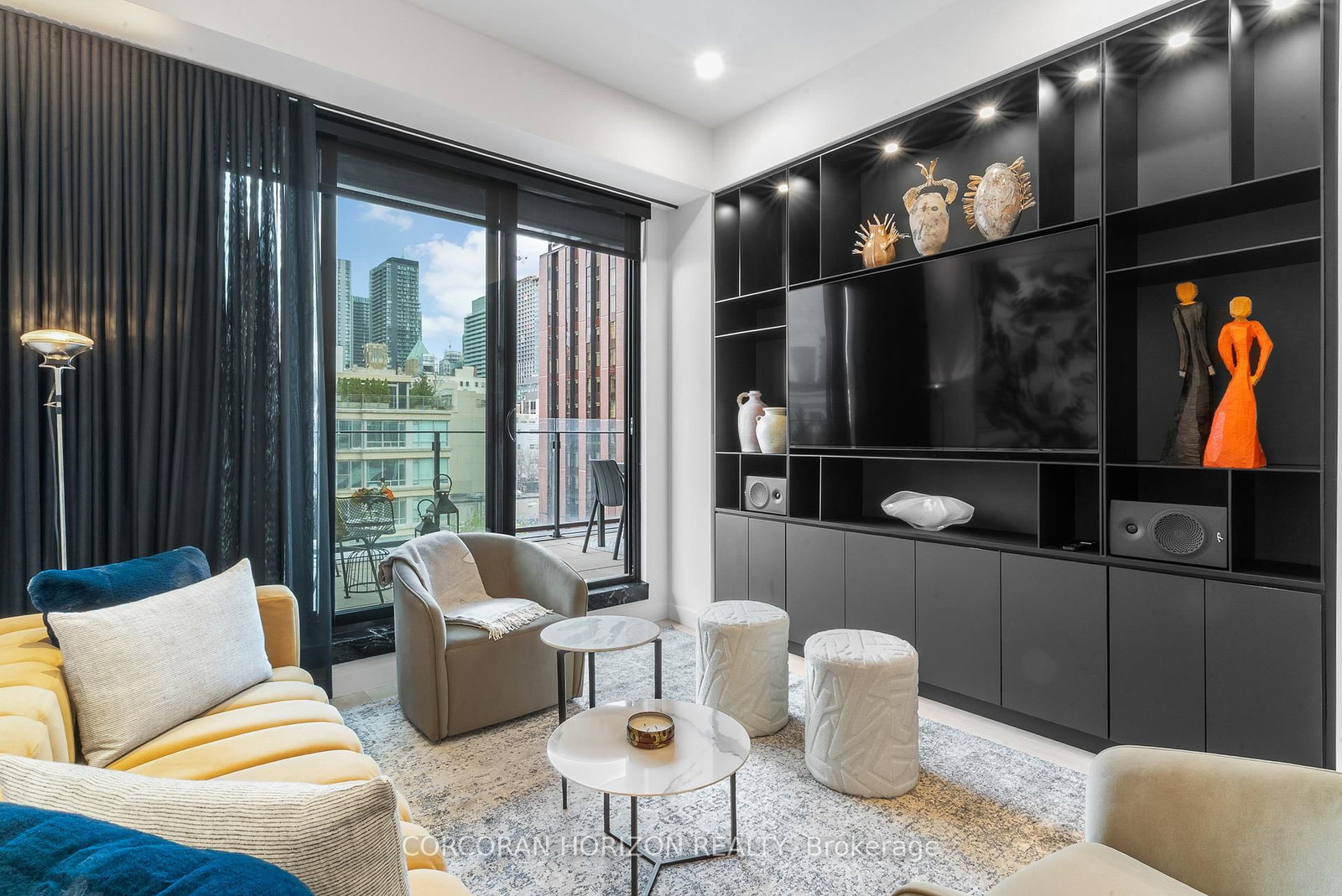 505 Richmond Street W, Unit 419 - Photo 13