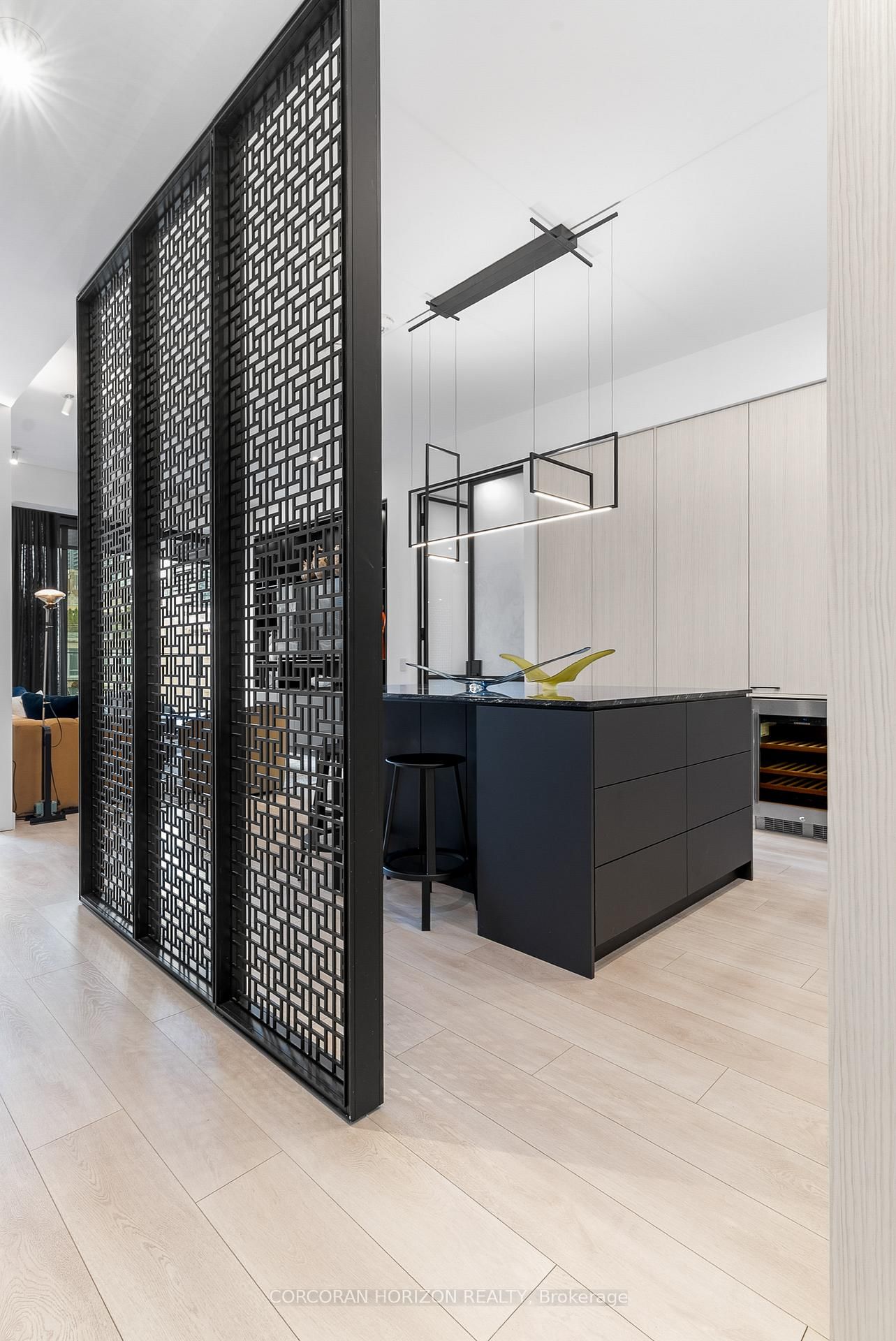 505 Richmond Street W, Unit 419 - Photo 3