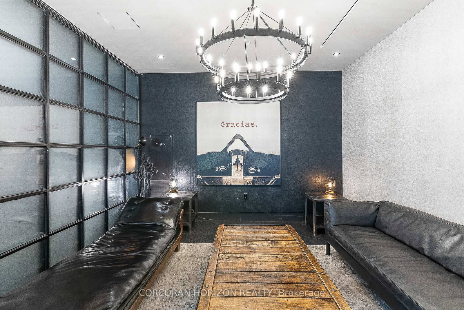 505 Richmond Street W, Unit 419 - Photo 36