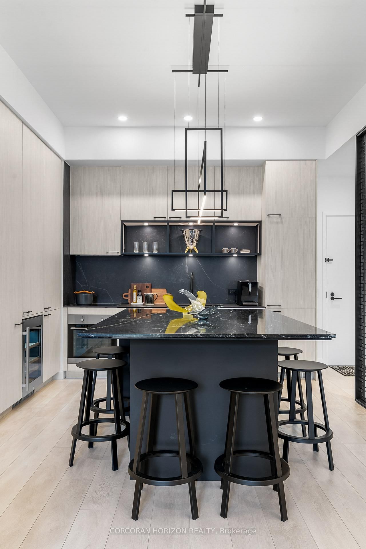 505 Richmond Street W, Unit 419 - Photo 6