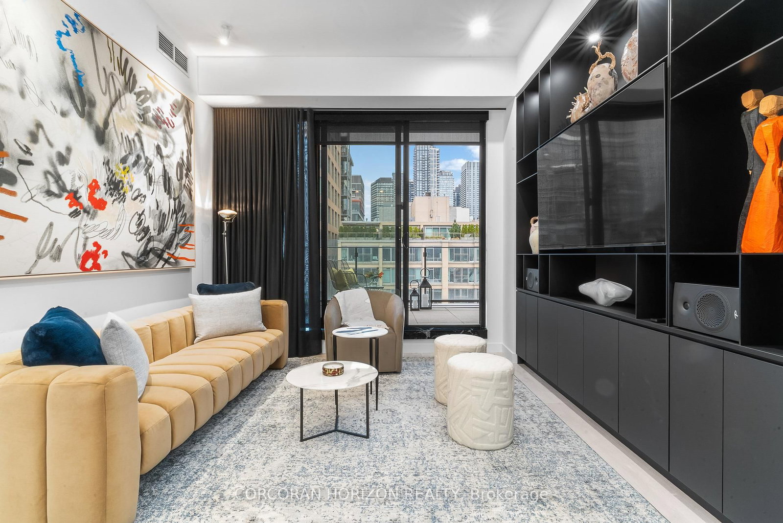 505 Richmond Street W, Unit 419 - Photo 11