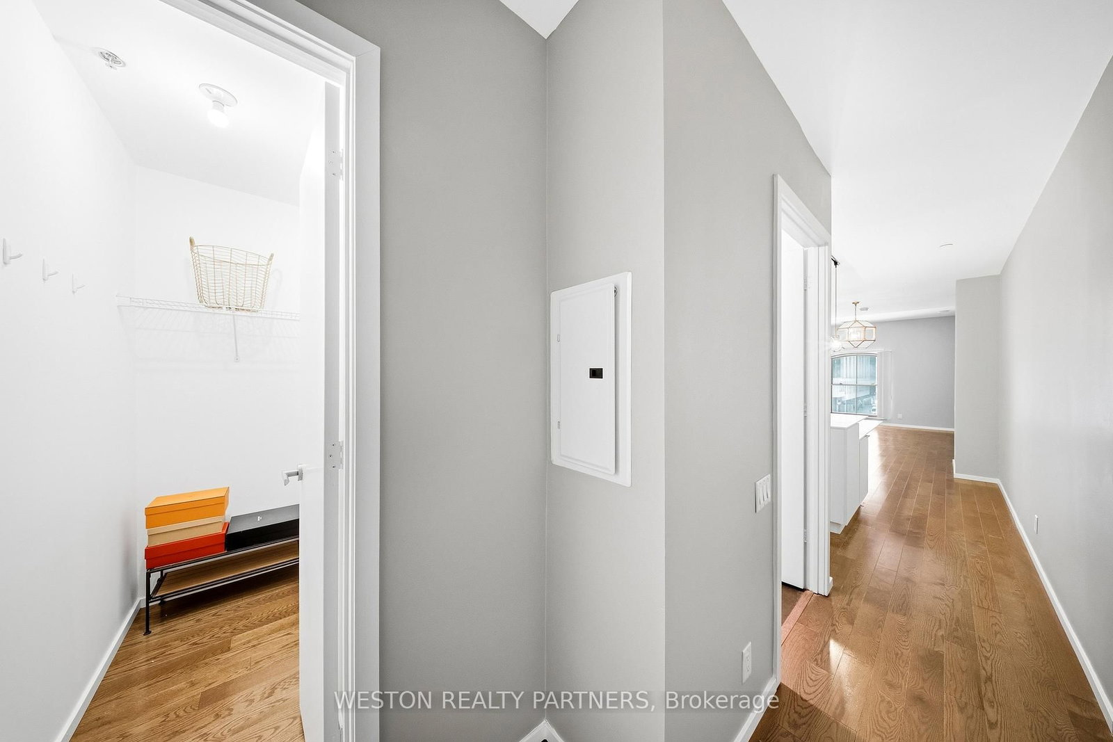 5 st joseph Street • #208 • Toronto, ON photo 10