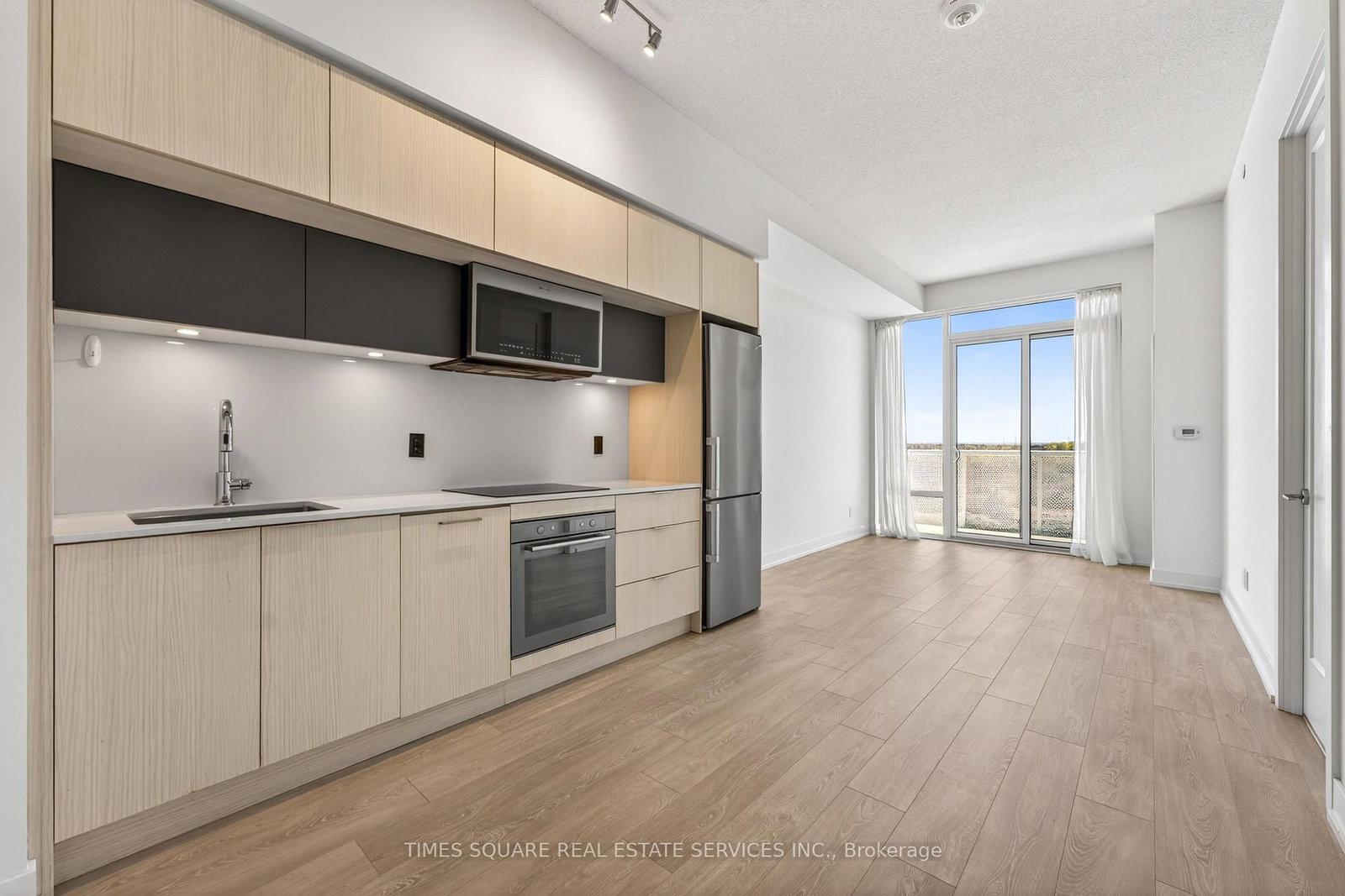 25 Adra Grado Way