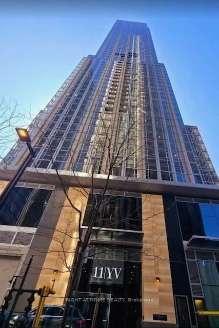 1105 - 11 Yorkville Avenue