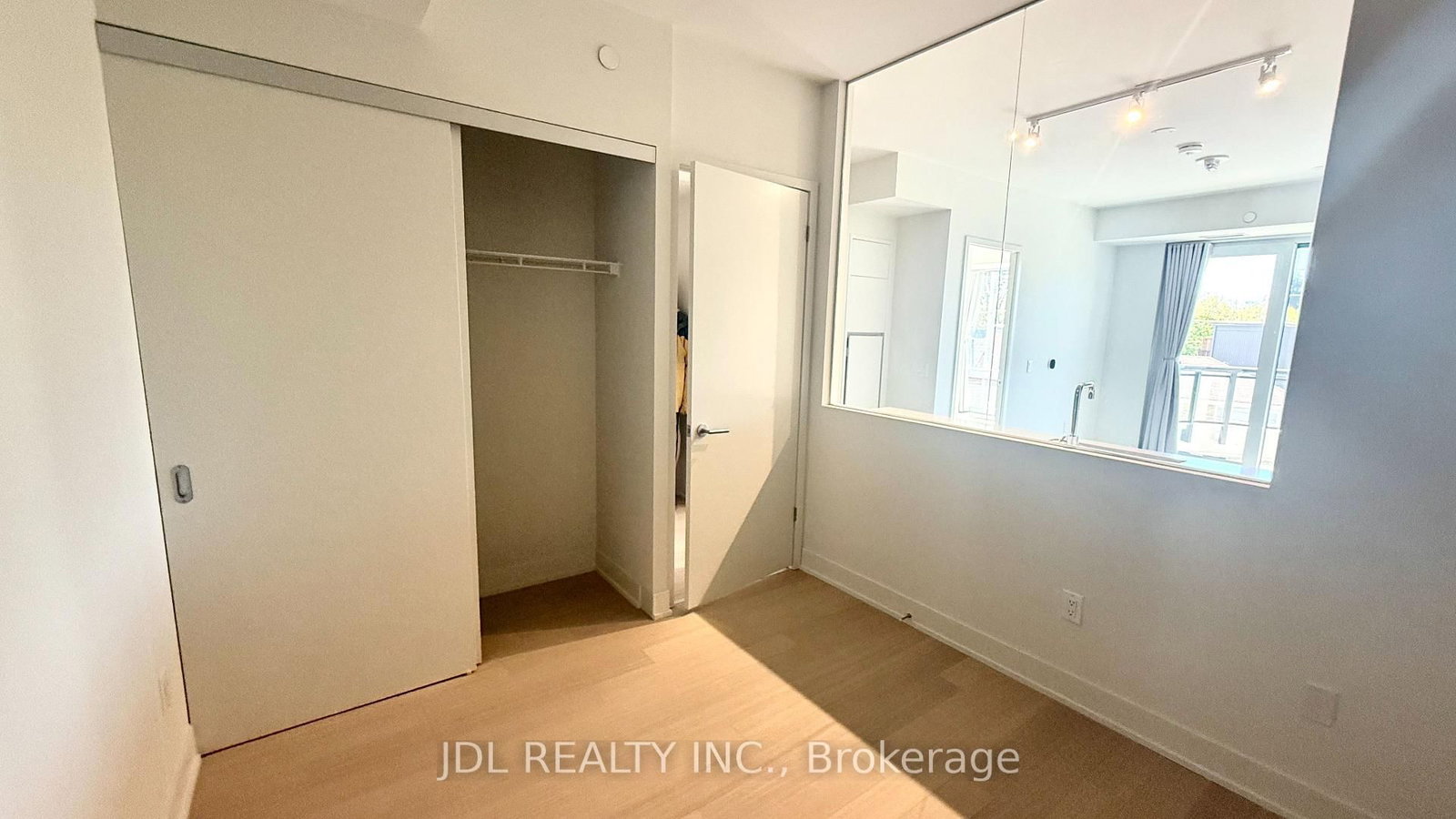 322 Dupont Street, Unit 303 - Photo 9
