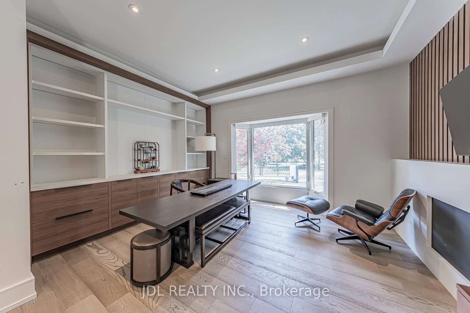 19 Fifeshire Road • Toronto, ON photo 19