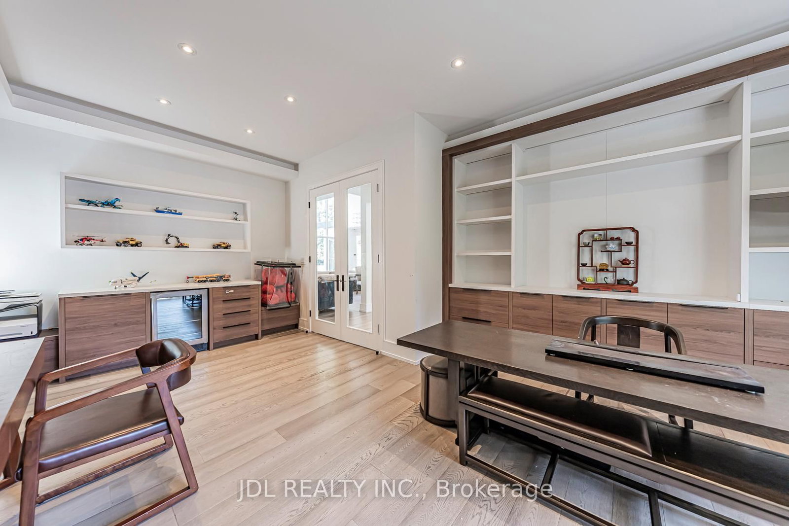19 Fifeshire Road • Toronto, ON photo 20