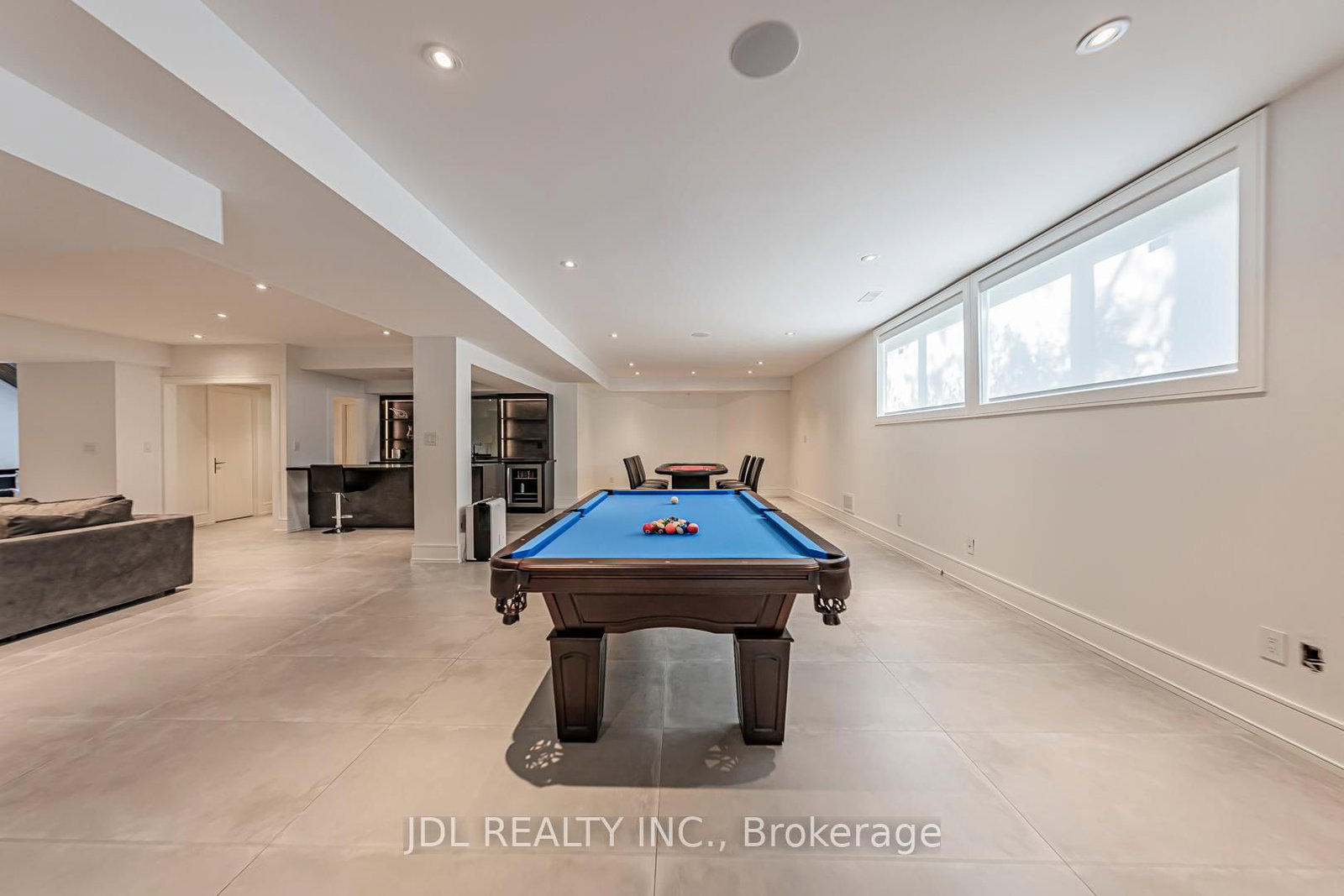 19 Fifeshire Road • Toronto, ON photo 38