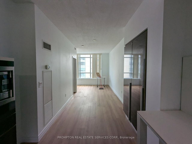 615 - 38 Dan Leckie Way