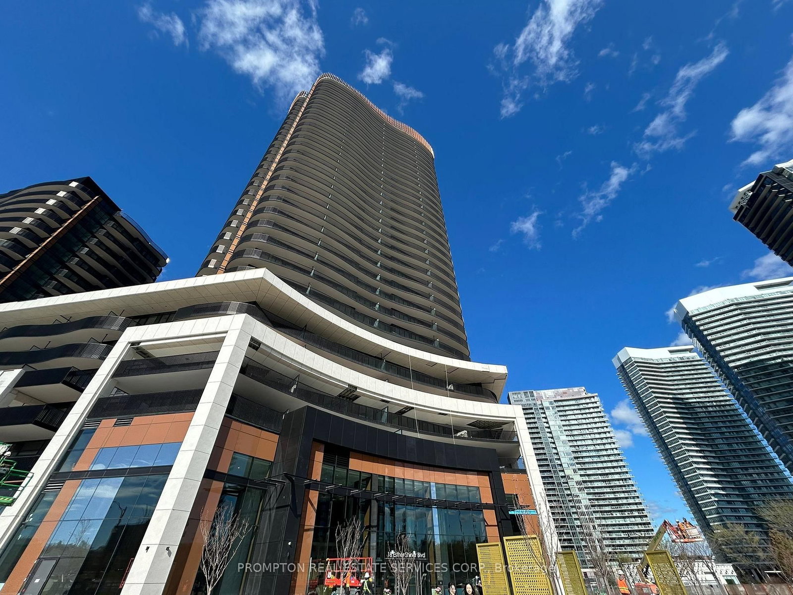 75 Billes Heights, Unit 909
