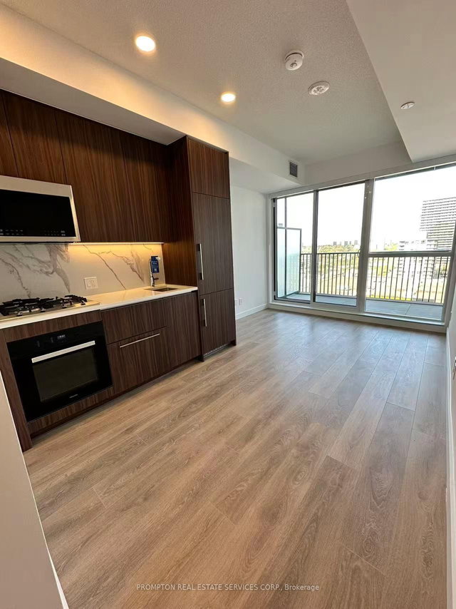 909 - 75 Billes Heights