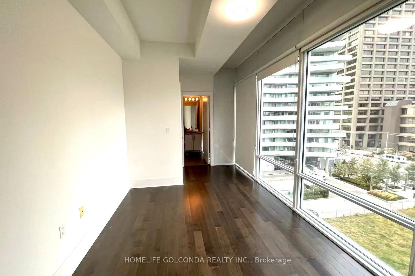 29 Queens Quay E, Unit 624 - Photo 12