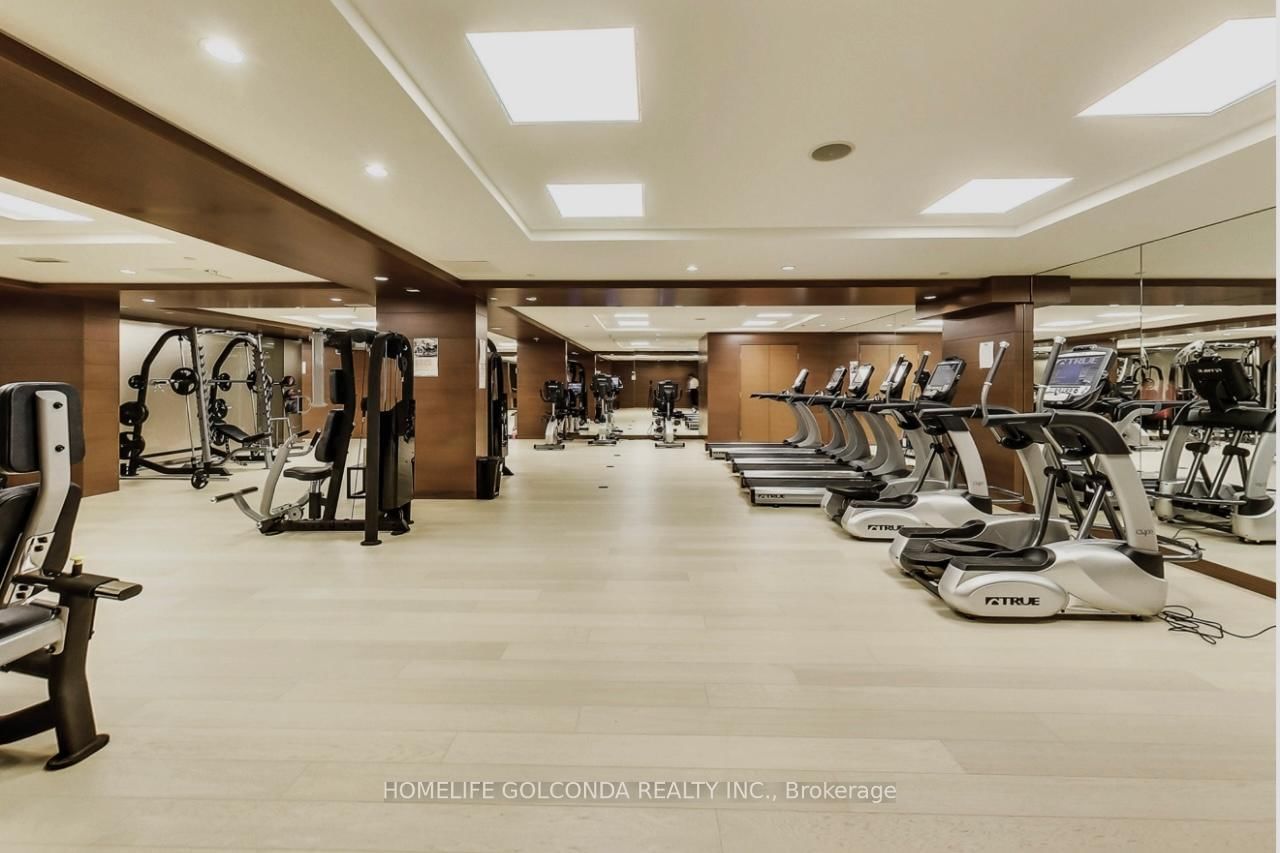 29 Queens Quay E, Unit 624 - Photo 23
