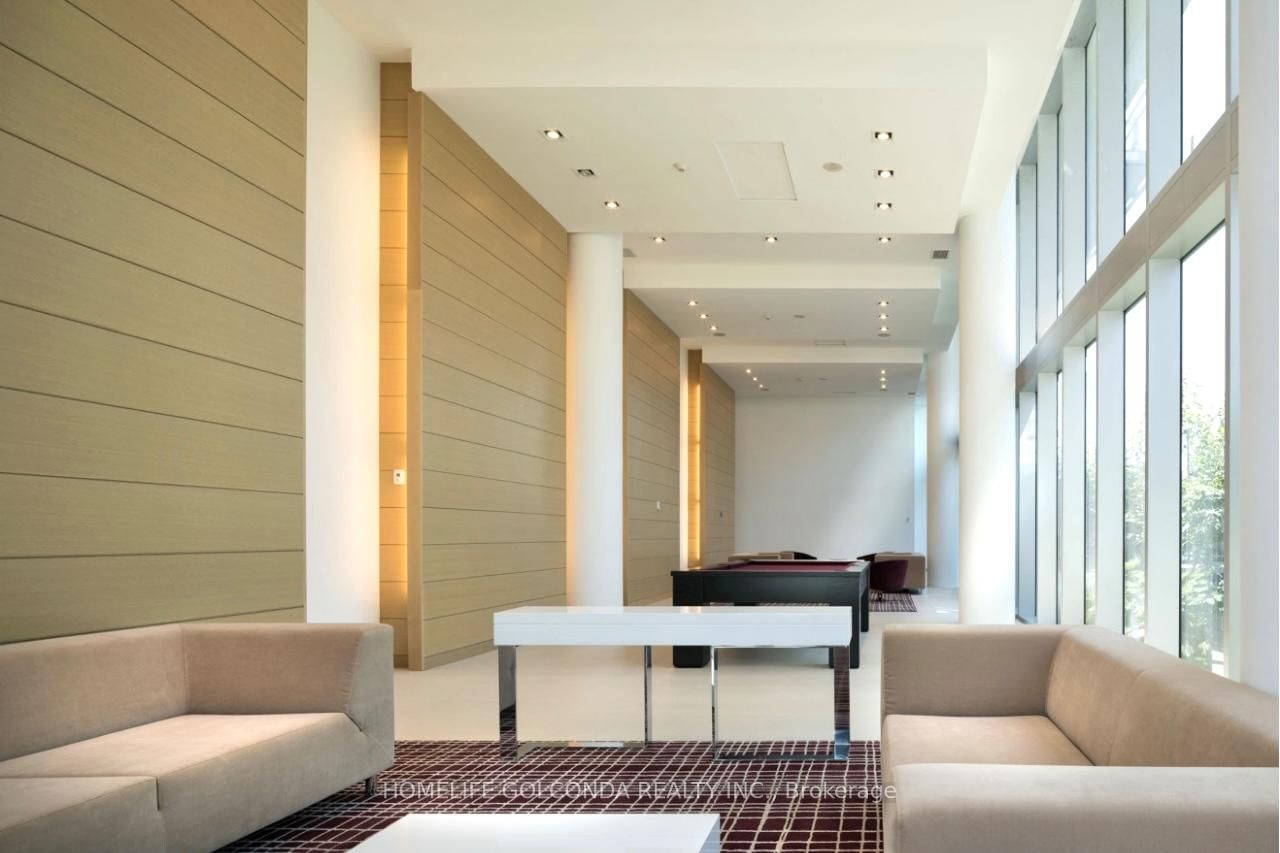 29 Queens Quay E, Unit 624 - Photo 4