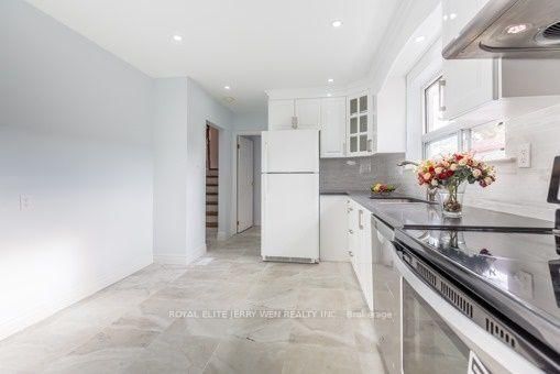 49 Hobart Drive