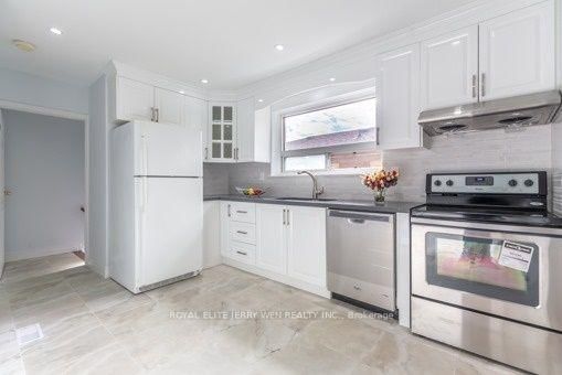 49 Hobart Drive
