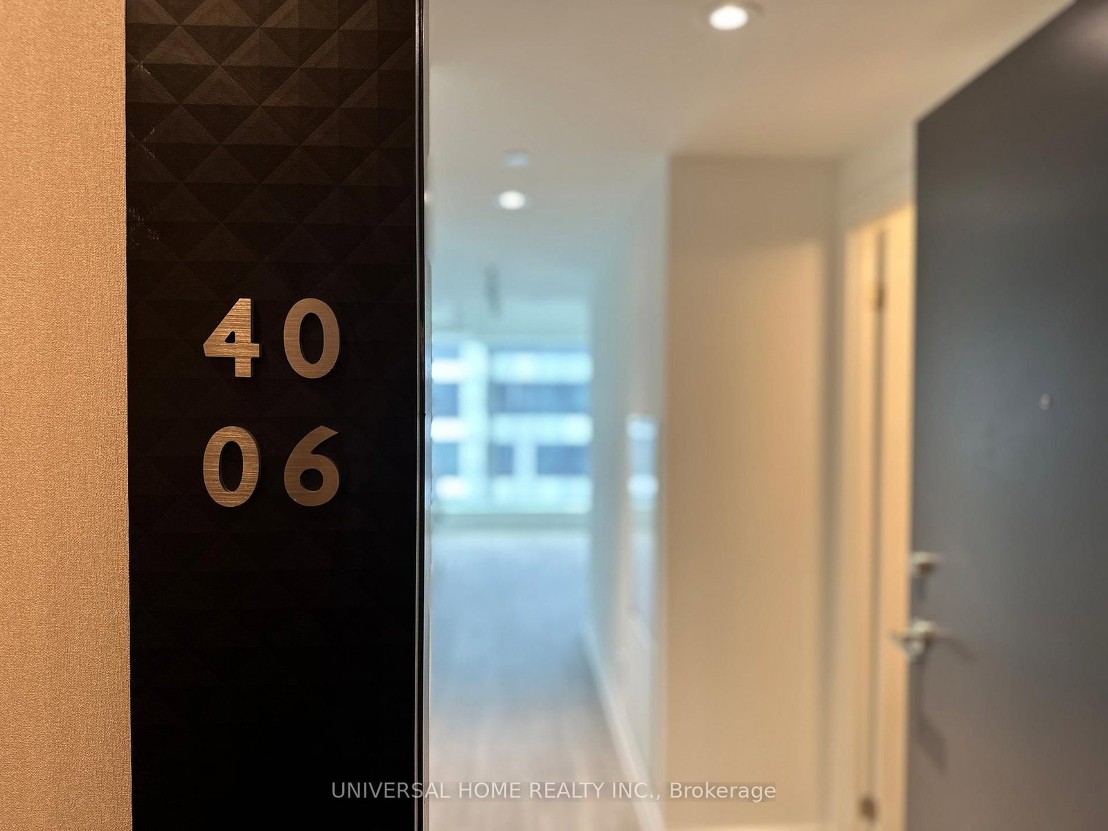 8 Wellesley Street W, Unit 4006