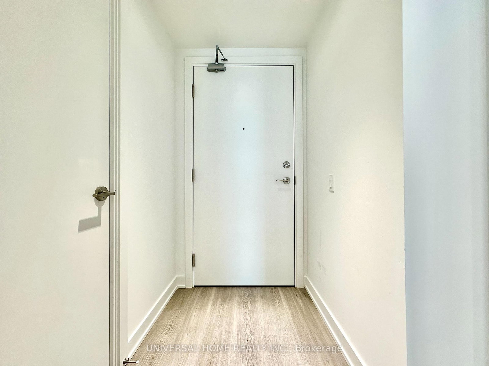 8 Wellesley Street W, Unit 4006 - Photo 3