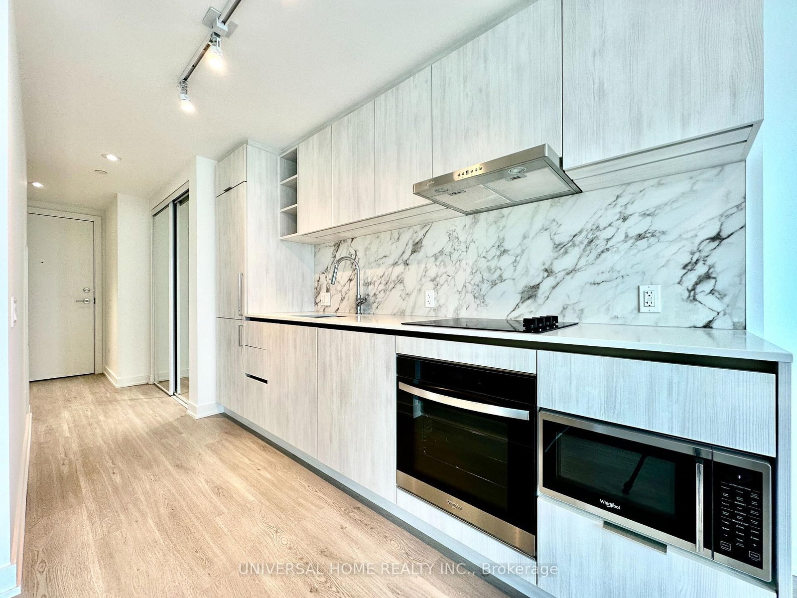 8 Wellesley Street W, Unit 4006 - Photo 5
