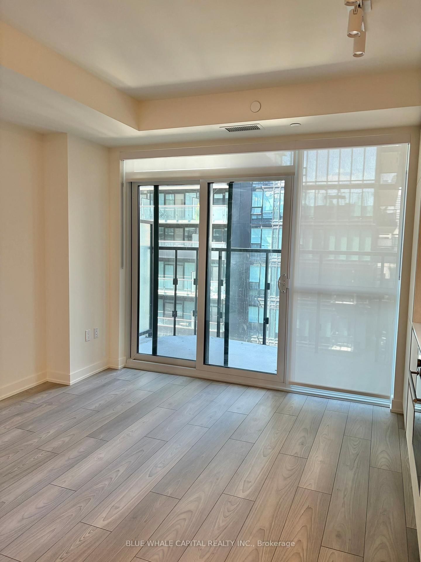 120 Broadway Avenue, Unit 710 - Photo 3