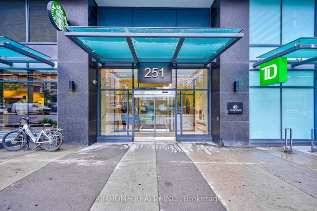 823 - 251 Jarvis Street