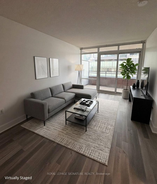 1510 - 4K Spadina Avenue