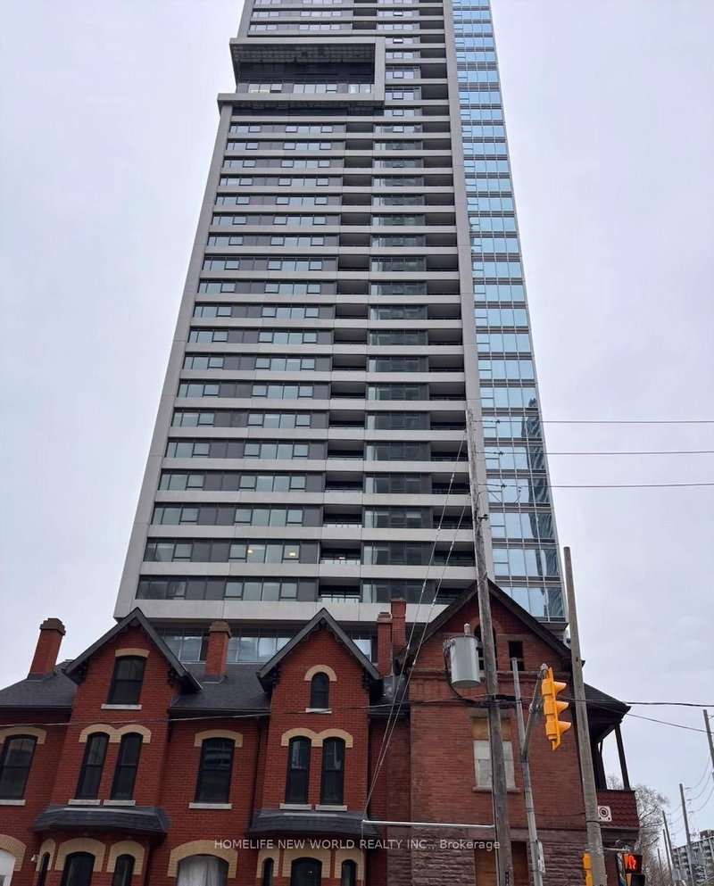 home for lease on 1006-609 Sherbourne Street