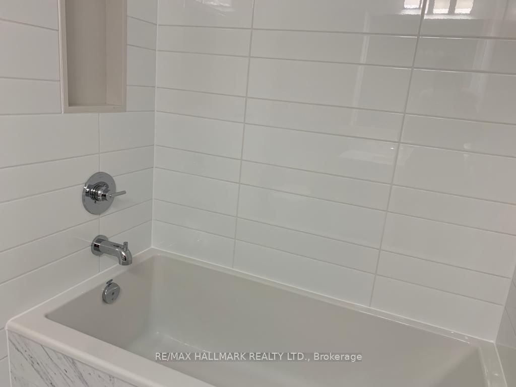 38 Iannuzzi Street, Unit 803 - Photo 11