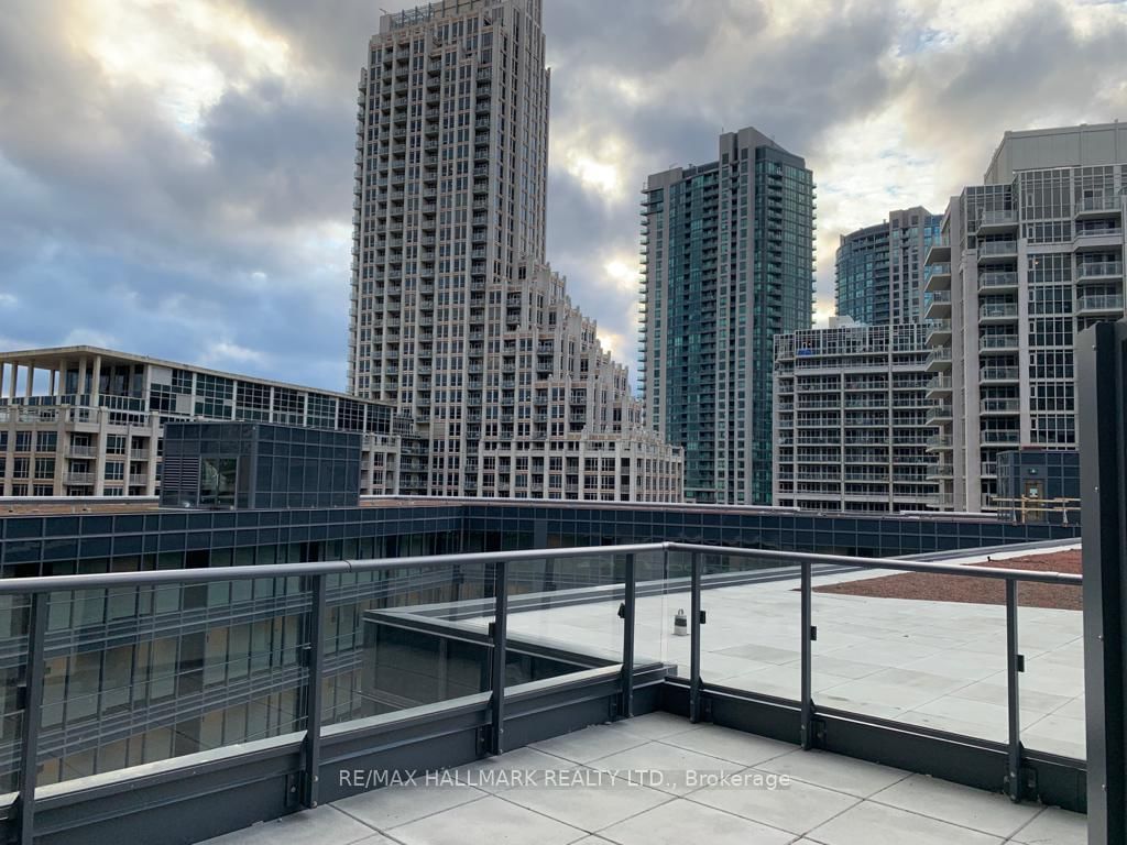 38 Iannuzzi Street, Unit 803 - Photo 5