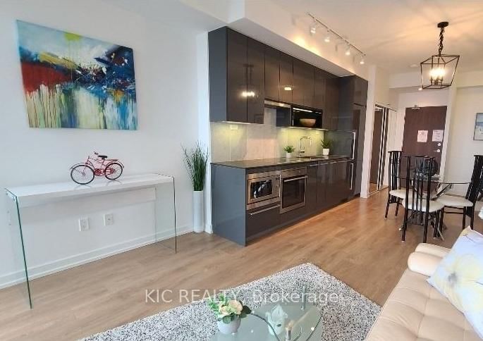 115 Mcmahon Drive, Unit 1709 - Photo 11
