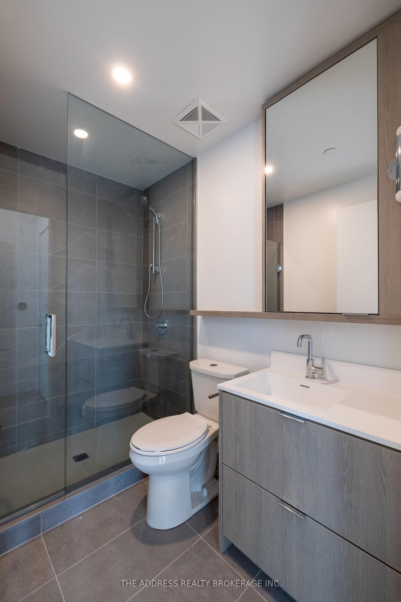 6 Greenbriar Road, Unit 1106 - Photo 9