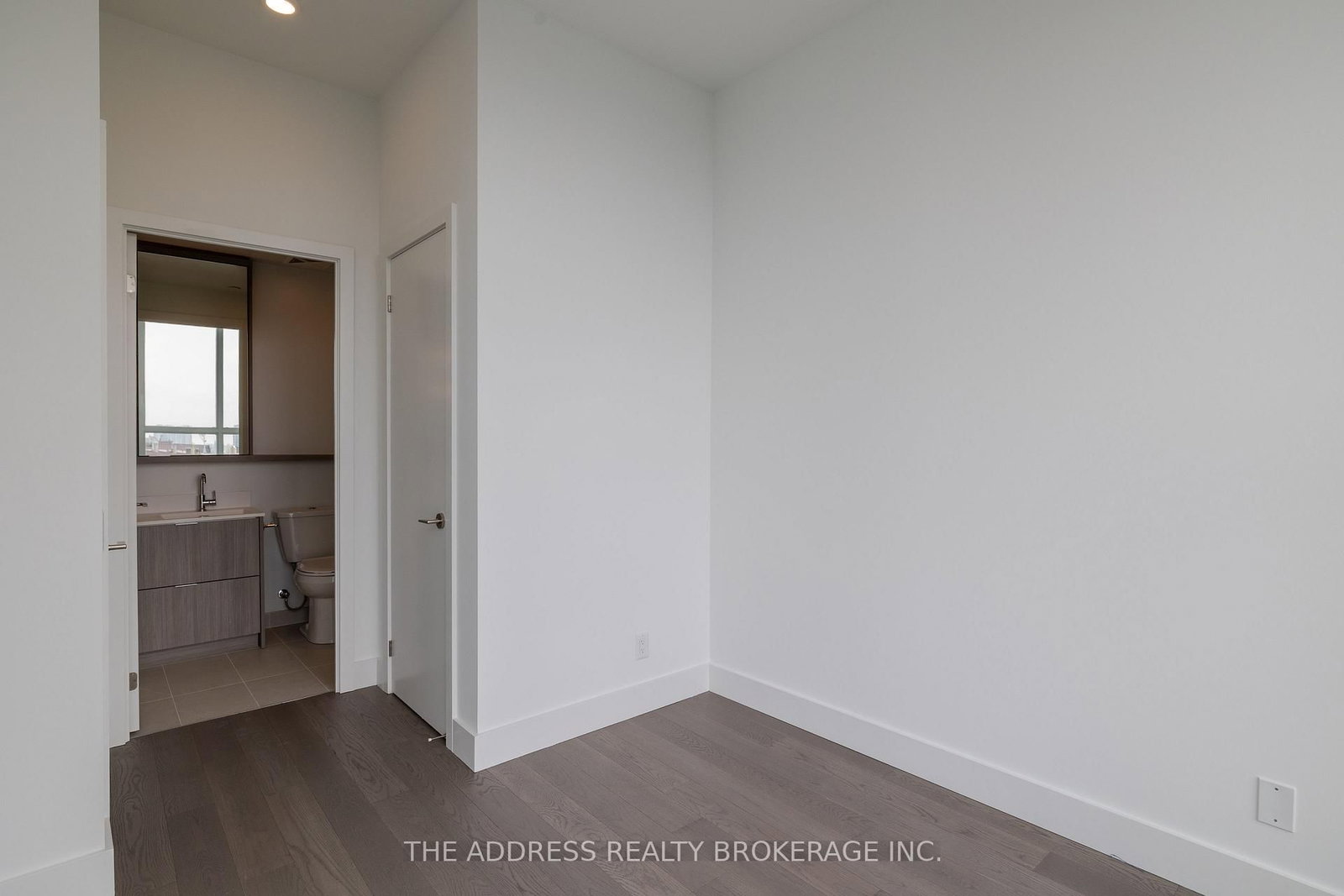 6 Greenbriar Road, Unit 1104 - Photo 12