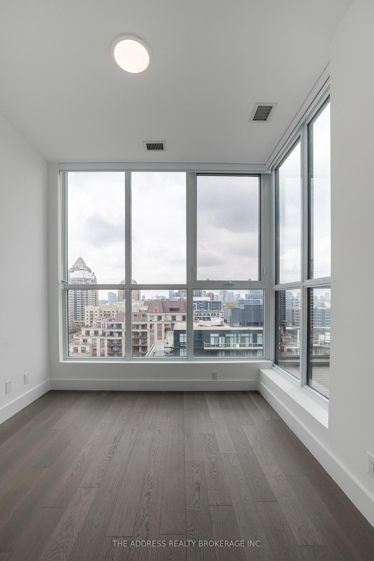 6 Greenbriar Road, Unit 1104 - Photo 9