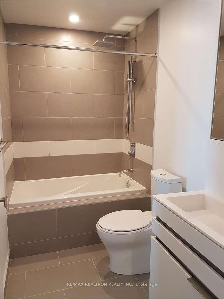 197 Yonge Street, Unit 2711 - Photo 13