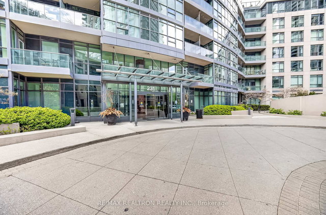 2505 - 231 Fort York Boulevard