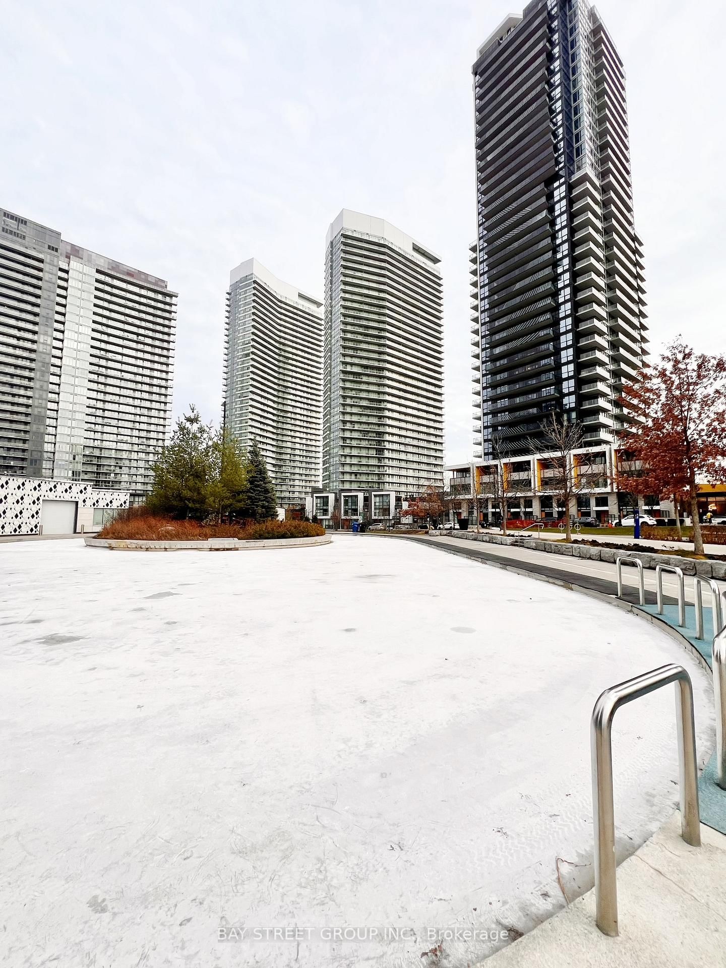 115 McMahon Drive, Unit 3507 - Photo 16