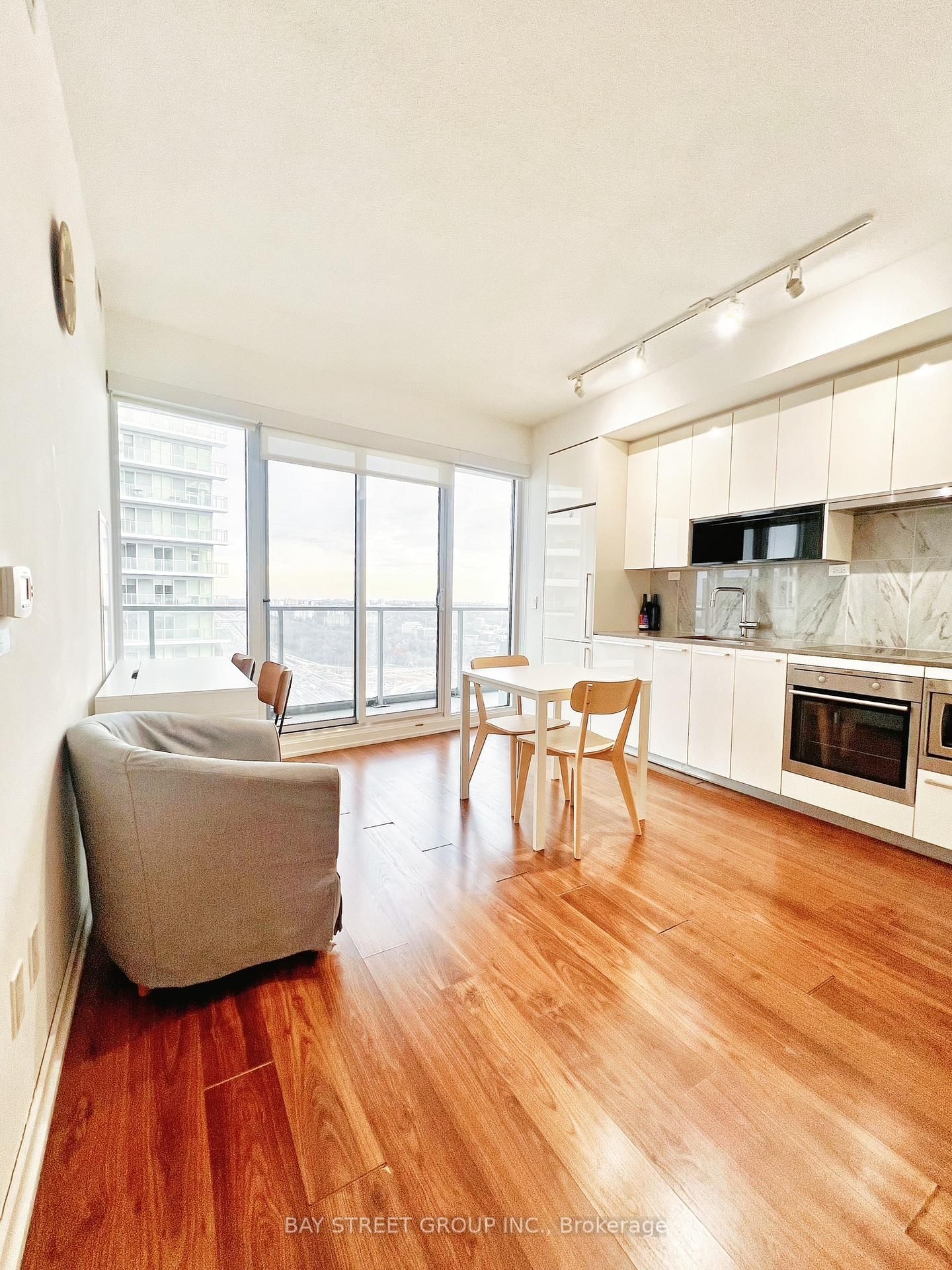 115 McMahon Drive, Unit 3507 - Photo 2