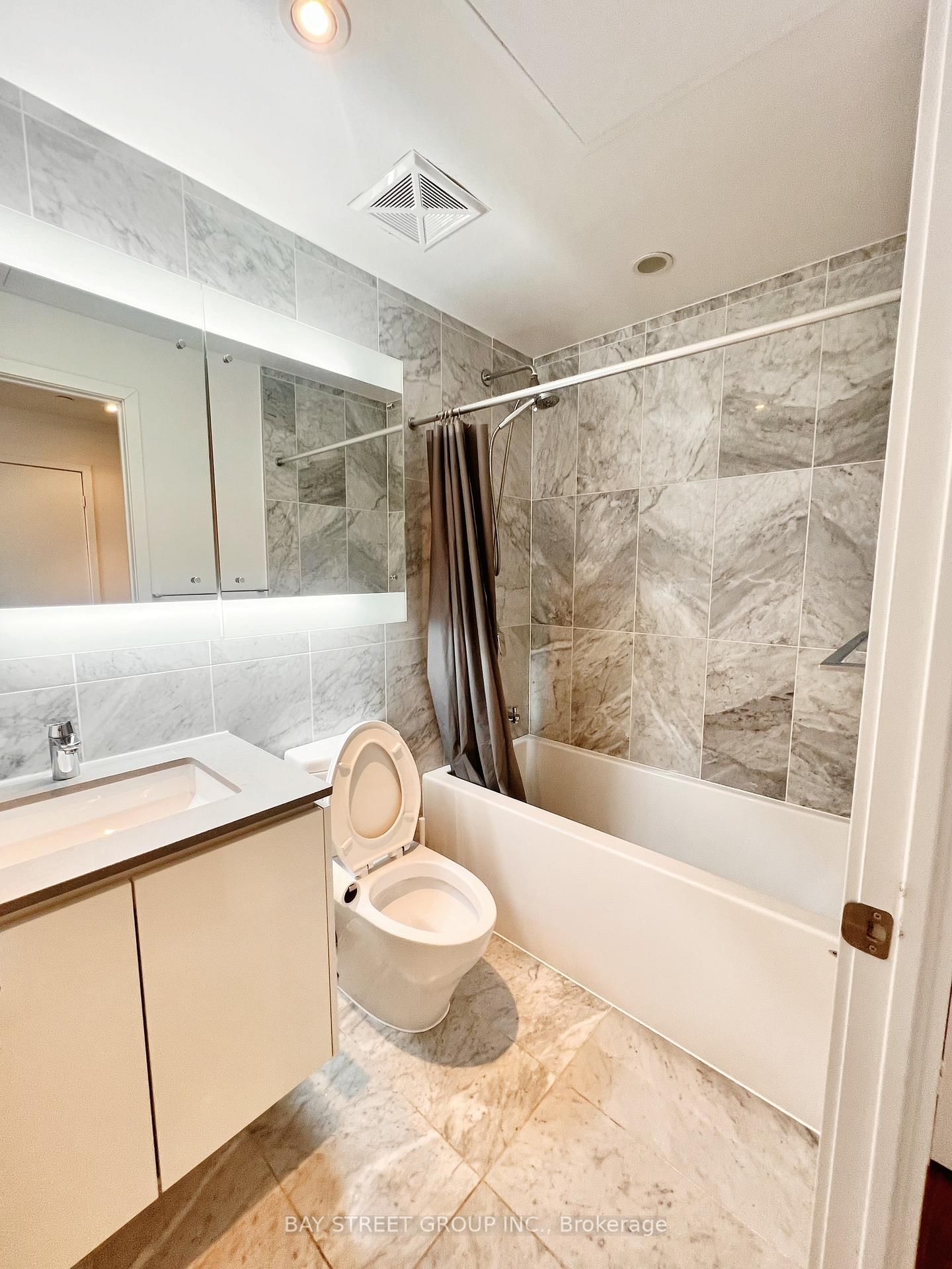 115 McMahon Drive, Unit 3507 - Photo 7
