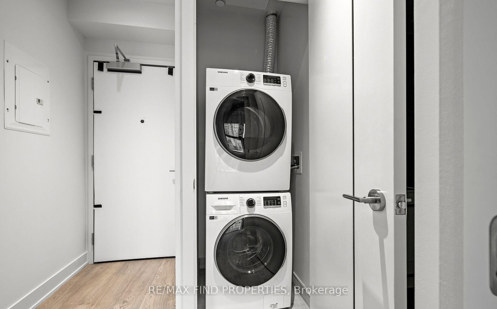 8 Cumberland Street, Unit 501 - Photo 11