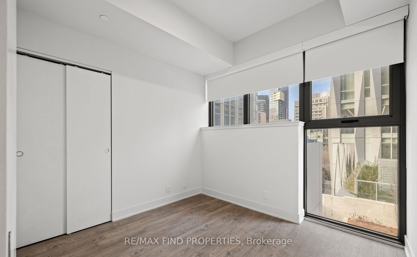8 Cumberland Street, Unit 501 - Photo 3