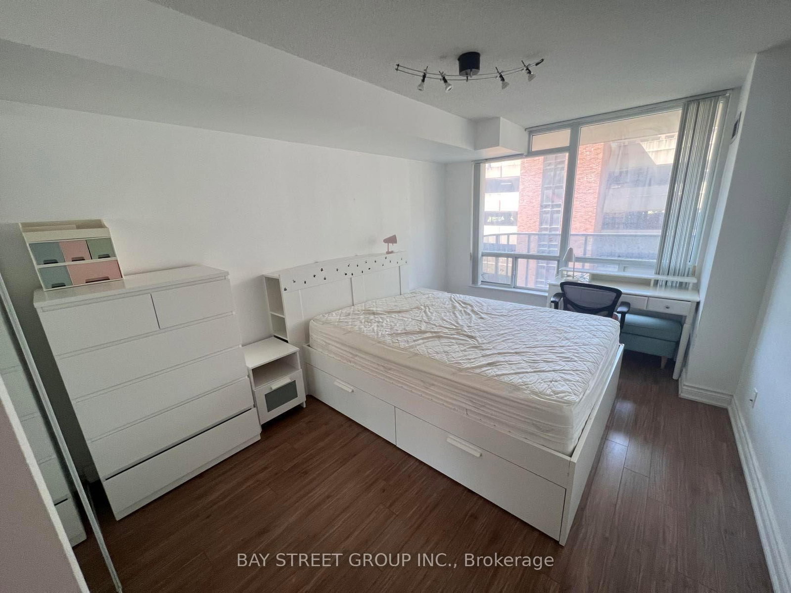 707-750 Bay Street, Toronto, ON