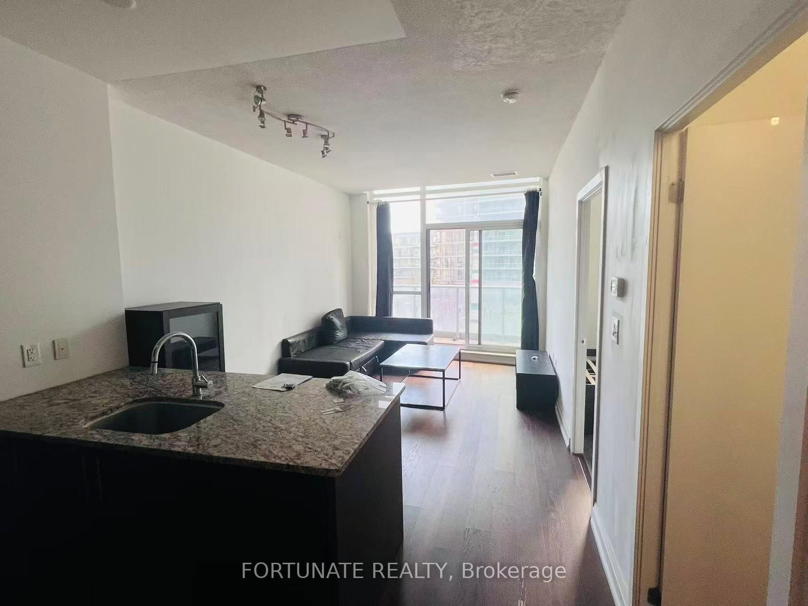 70 Forest Manor Road, Unit 305 - Photo 4